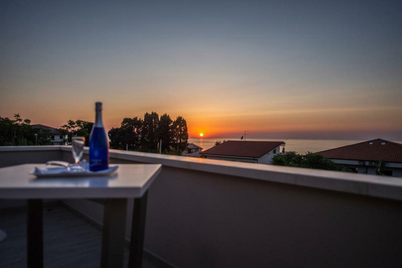 Michelino House Bed & Breakfast Parghelia Ngoại thất bức ảnh