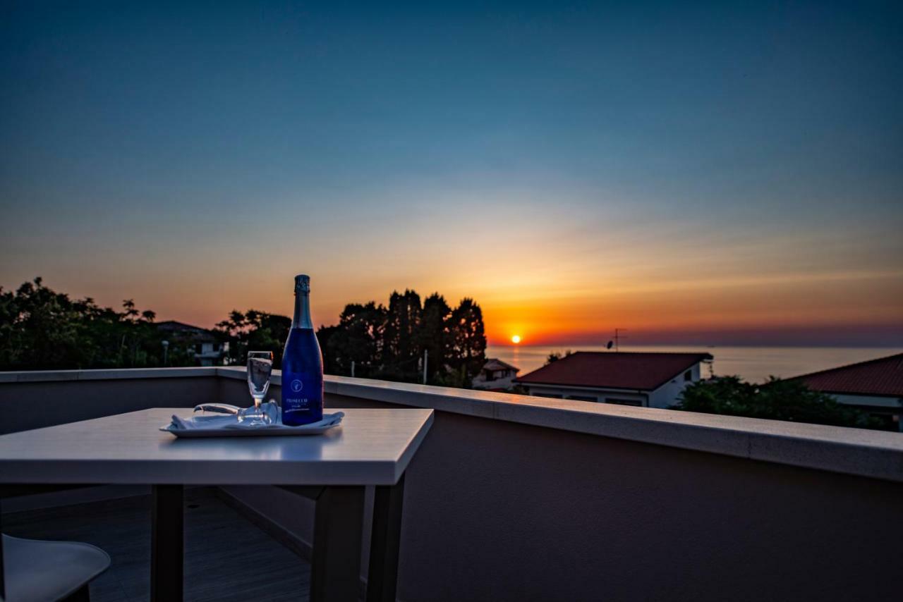 Michelino House Bed & Breakfast Parghelia Ngoại thất bức ảnh