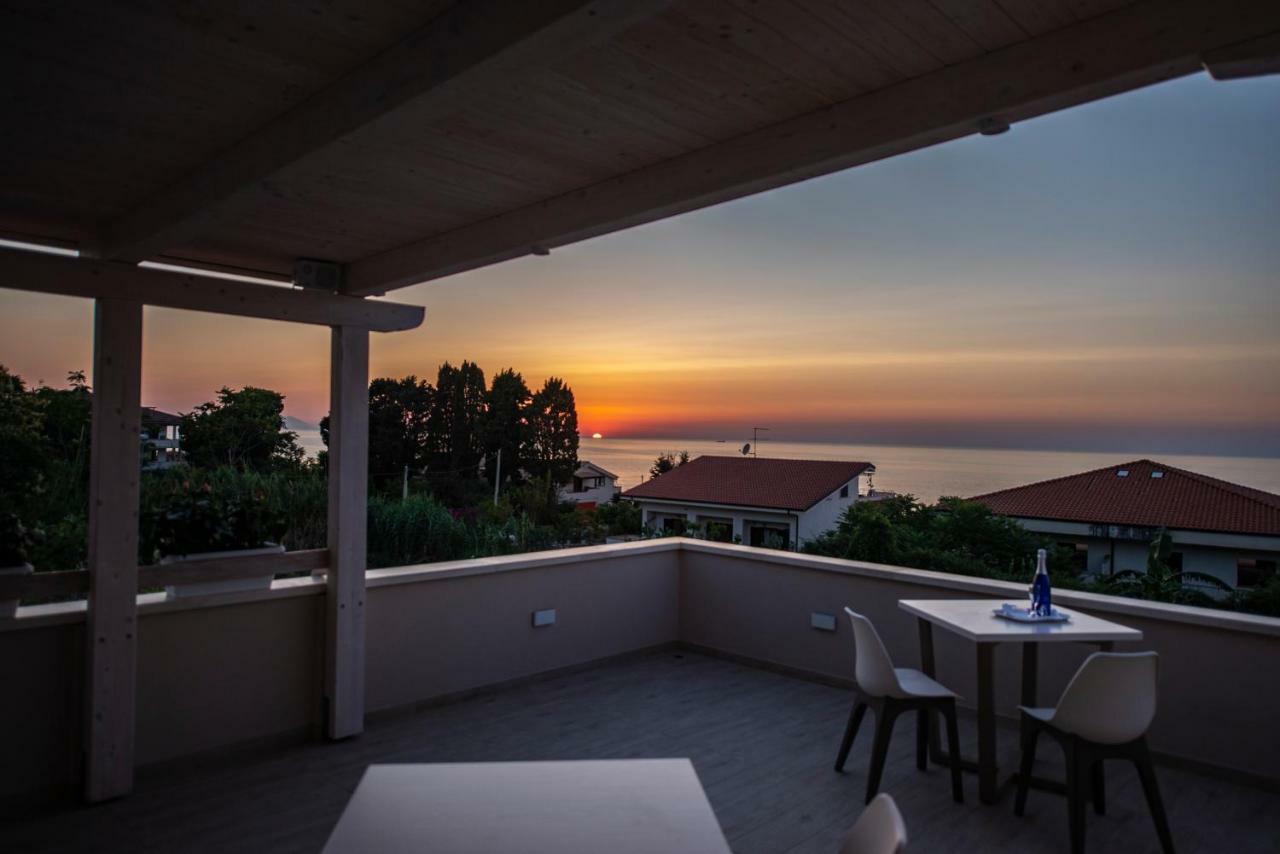 Michelino House Bed & Breakfast Parghelia Ngoại thất bức ảnh